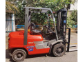 diesel-forklift-available-for-rent-small-0