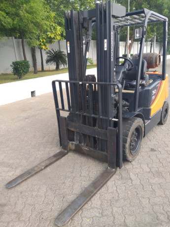 used-diesel-forklift-for-sales-big-0